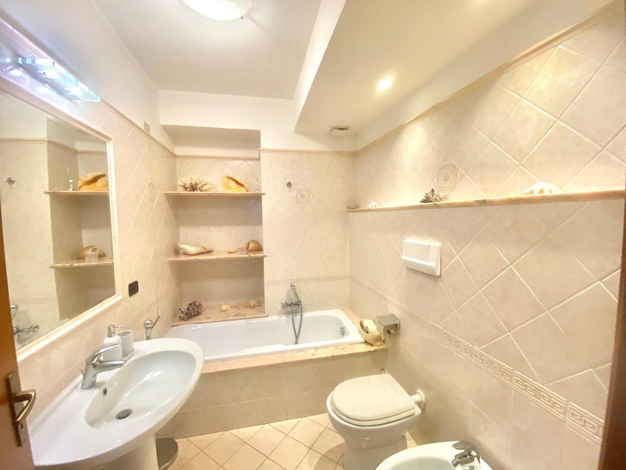 Bellavista Apartments Таормина Екстериор снимка