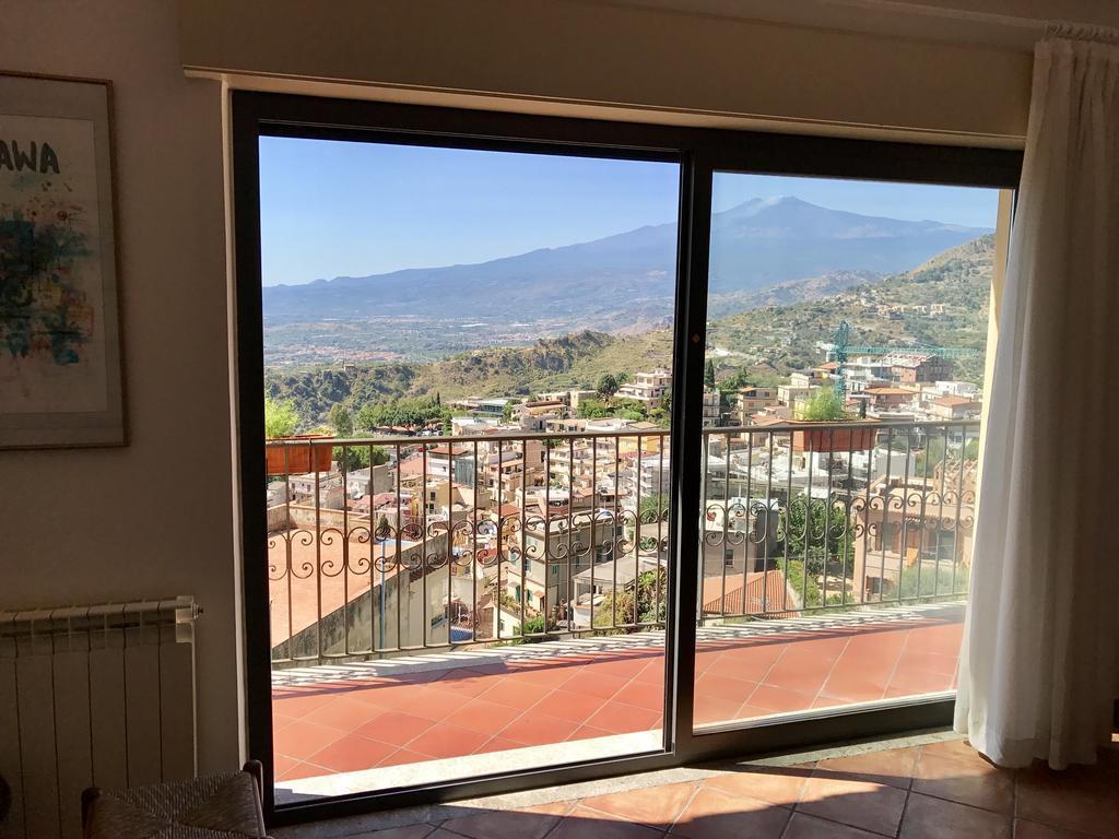 Bellavista Apartments Таормина Екстериор снимка