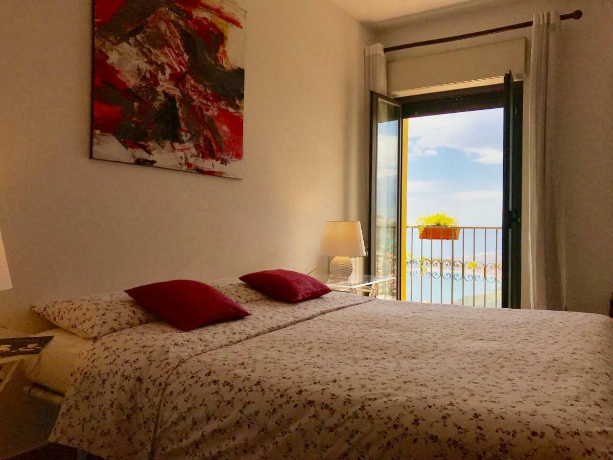 Bellavista Apartments Таормина Екстериор снимка